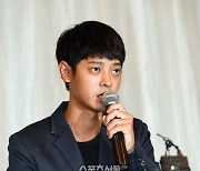 ‘성범죄’ 저지른 정준영, 반성없는 프랑스 근황 “클럽에서 여자 꼬시더라”