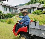 고영삼의 인생 이모작…한 번 더 현역 <55> 韓아나운서클럽 이계진 회장