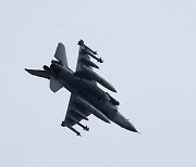 네덜란드·덴마크, 우크라에 'F-16' 인도…"올 여름부터 운용 예정"(종합)