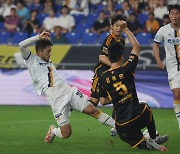 Ulsan lose 1-0 to Gwangju before Hong Myung-bo faces the music