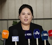 “각 나라 인삿말 열공…눈이라도 마주쳐야”