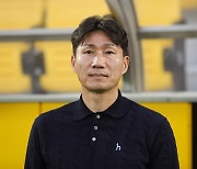 '과도한 항의' 한국프로축구연맹, 부천 이영민 감독에게 제재금 150만 원 징계