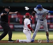 Dodgers Phillies Baseball