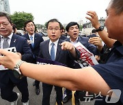 野 법사위원 대통령실 항의 방문, 경찰과 실랑이