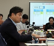 내년 최저임금 1.7% 오른 1만30원…역대 두 번째로 낮은 인상률