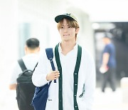 NCT 마크,'스타일리시한 출국 패션' [사진]