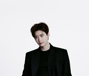 ‘♥아이유’ 이종석, 데뷔 14주년 기념 전시회 연다