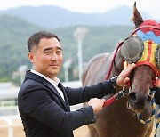 서울경마 경주로 호령할 새 얼굴들, 이동국 박지헌 조교사 개업해