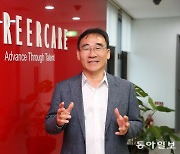 “이직한다면 몸값 높을 때… 여기서 끝난 사람은 저 회사도 안 뽑는다”[서영아의 100세 카페]