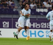 부산, 원정서 안양 2-0 제압...서울E는 성남전 3-1 승리...부천은 김포에 1-0 승리