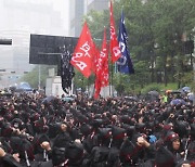 힘 빠진 삼성 노조 파업···집회 참가 5000명→200명으로 '뚝'