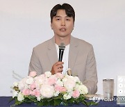 이동국, 박주호에 법적대응 시사한 축구협회 비판…"이건 아냐"