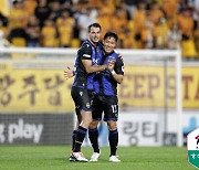 K리그1 인천, 광주에 2-0 완승…'9경기 연속 무승' 끊어내