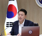 윤대통령 지지율 32.3%…정당 지지도 국힘 38%, 민주 35%│리얼미터