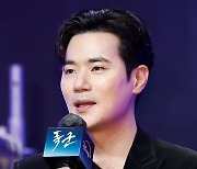 '폭군' 김강우