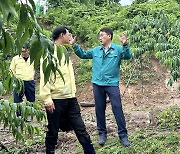 "농업인 여러분의 빠른 복귀 돕겠습니다" 서국동 NH농협손보 대표, 호우피해 농가 직접 찾았다