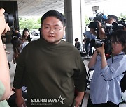 '검찰 출석' 구제역 "쯔양 협박한 적 없다..사건 배후 실체 밝힐 것" [스타이슈]