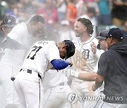 Dodgers Tigers Baseball