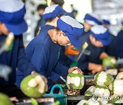 태국경제, 中 저가 수입품에 '휘청'…문 닫은 공장 40% 늘어