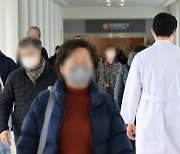 의료 공백 메우러 간 ‘공보의 명단’ 유출…의사·의대생 검찰 송치