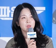 '파일럿' 김한결 감독 "어머니가 이찬원 팬이라 작품 속 찬스를 설정"