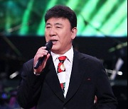 Trot singer Hyun Cheol of ‘Garden Balsam Love’ dies at 82