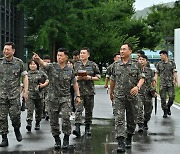 장마철 대비태세 점검하는 이영수 공군참모총장