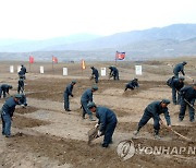 "다쳐서 일 못하면 돈 내고 빠지라 해"…北강제노동 실태 보고서(종합)