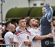 England Southgate Leaves