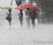 [날씨] 곳곳 강한 장맛비 이어져…전남·제주 중심 무더위