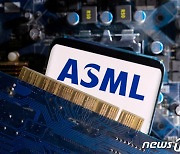 미국 대중 반도체 제재 더 강화한 이유는 ASML 때문