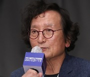 '부러진 화살'·'남영동 1985' 정지영 감독, 부인상