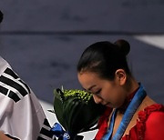 "즐기지 못한 채 끝났다"…김연아에 밀린 아사다마오, 14년 만의 고백