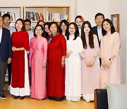 Student delegation from Vietnam visits Korea to promote youth exchanges