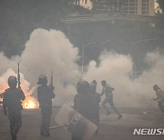 케냐 경찰, 대통령 사임 요구 시위 앞두고 모든 시위 금지 발표