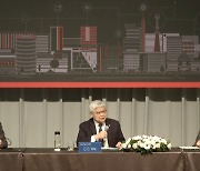 TSMC 회장, 트럼프 발언 관련 "전략 변화 없다"