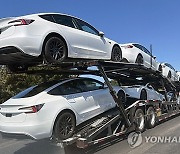 USA TESLA MODEL 3 AUTOMOBILES