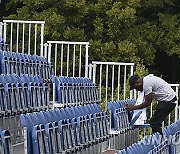 (SP)FRANCE-PARIS-OLYMPIC GAMES-CHATEAU DE VERSAILLES