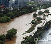 여주시, 흥천대교·흥천교 통행 재개…"수위 내려가"(종합)