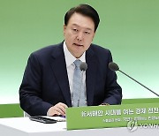 尹대통령 "전북을 첨단산업 교두보로…완주 수소특화산단 적극추진"