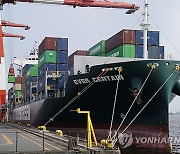 JAPAN ECONOMY TRADE DEFICIT