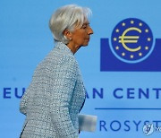 ECB 기준금리 동결…9월 인하 가능성에 "열려 있다"(종합2보)