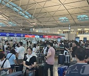 'MS 클라우드 오류'로 200m가량 늘어진 인천공항