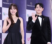 박보영X임시완 남녀주연상 수상… “역할 힘들었지만, 감사해” [청룡시리즈어워즈]