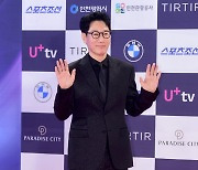 [포토] 지석진, '멋지게 슈트 입고~' (제3회 청룡시리즈어워즈)