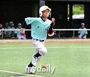 [MD포토] 서라온 '전력 질주'