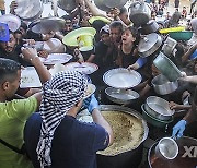 MIDEAST-GAZA-BEIT LAHIA-FOOD RELIEF