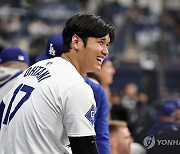 MLB, 내년엔 일본서 개막…오타니의 다저스 vs 이마나가의 컵스