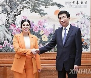 CHINA-BEIJING-WANG HUNING-SPEAKER OF CHILEAN CHAMBER OF DEPUTIES-MEETING (CN)