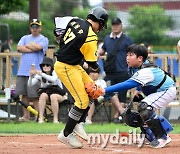 [MD포토] 이건호 '홈에서 딱 기다리고 있었어'